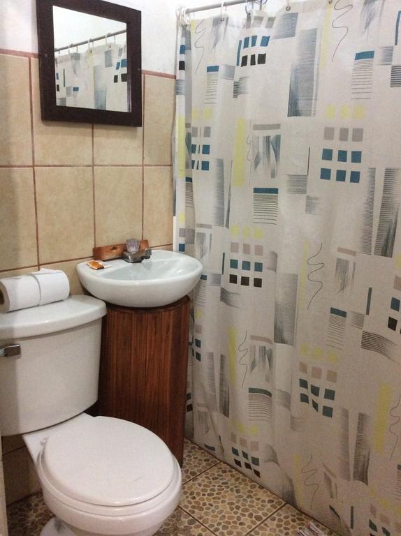 Cabinas Balcon Del Mar Тортугеро Номер фото